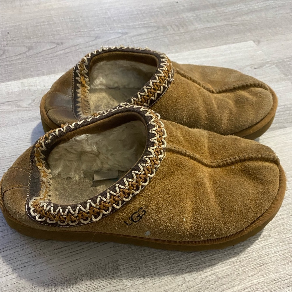 COPY - Worn out Ugg slippers